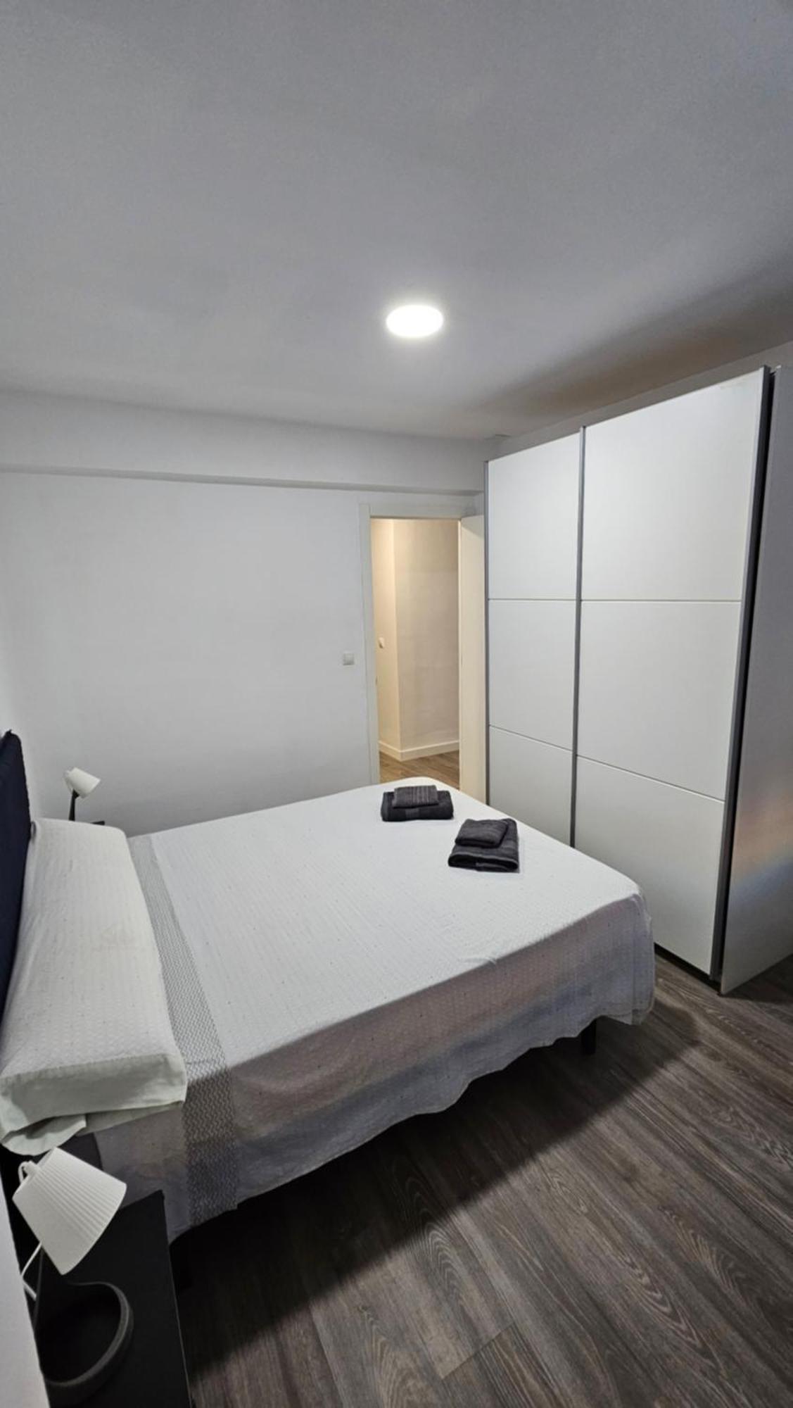 Apartamento Centro Castellon กัสเตญองเดลาปลานา ภายนอก รูปภาพ
